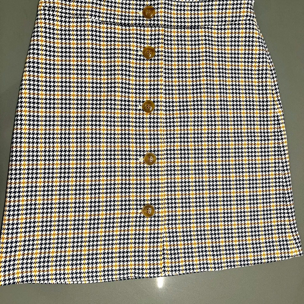 NWT Ann Taylor Factory Plaid Button Skirt